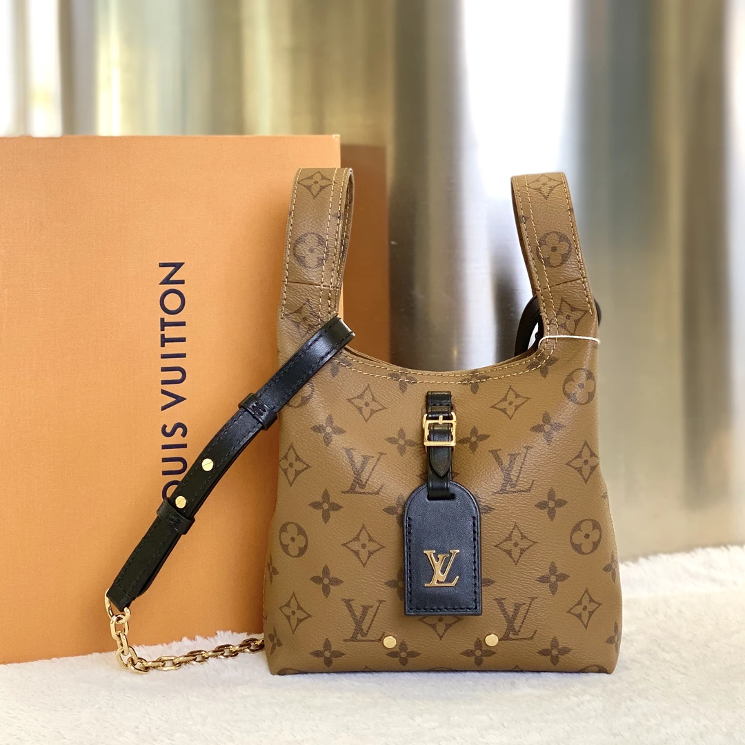 99新 LouisVuitton/路易威登 古有99新LV亚特兰蒂斯菜篮子包5443