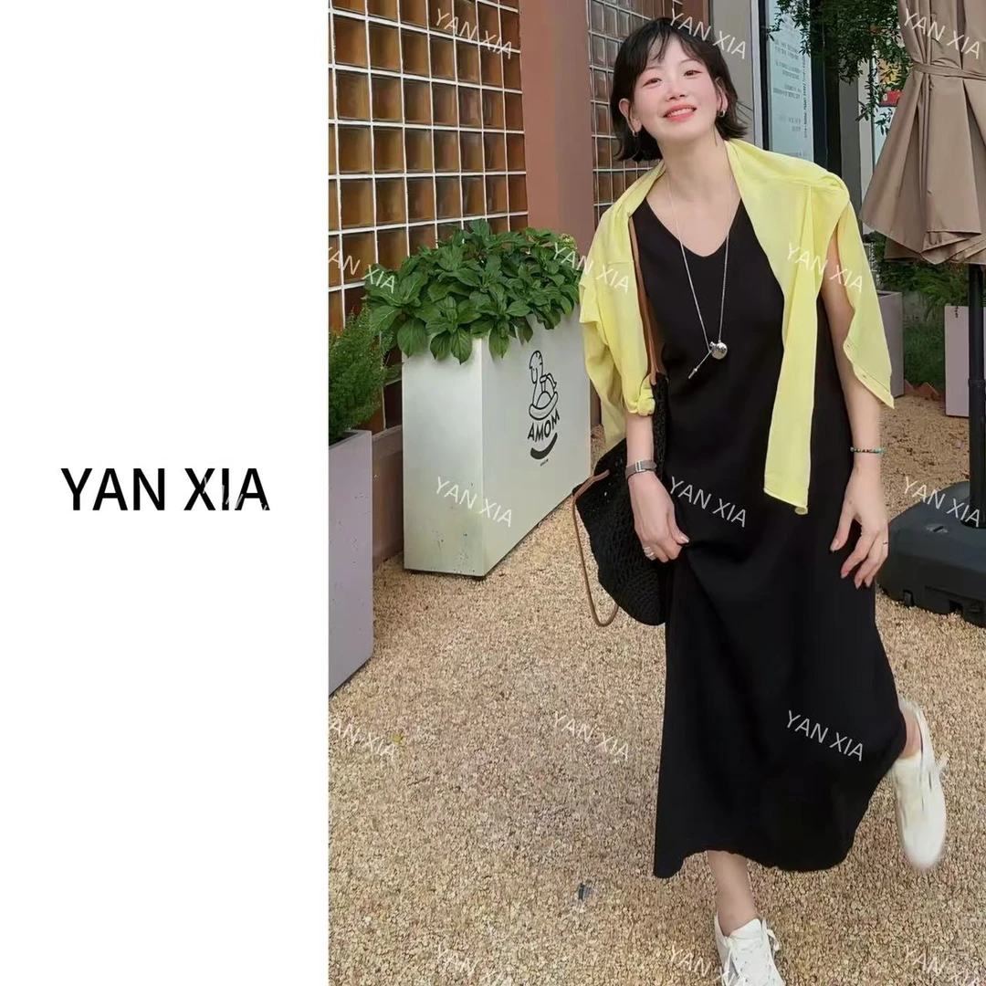 沿夏高级感 飒柔兼备简约背心裙 显瘦垂感连衣裙 20985款