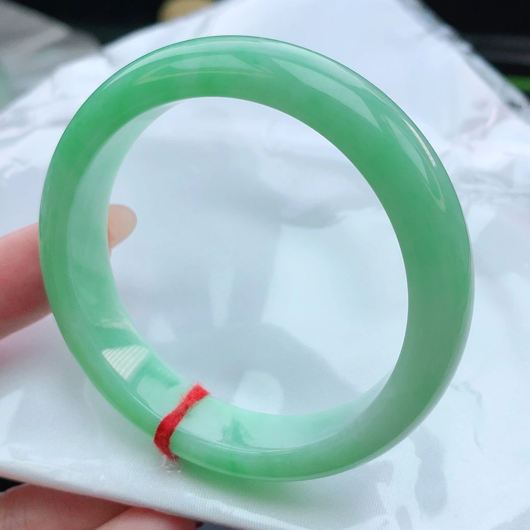 翡翠手镯未镶嵌53圈口882461