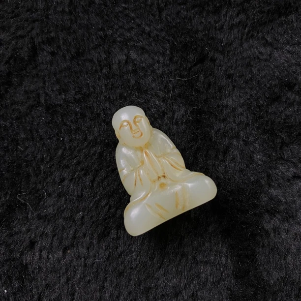 19F45民国 和田玉小僧侣