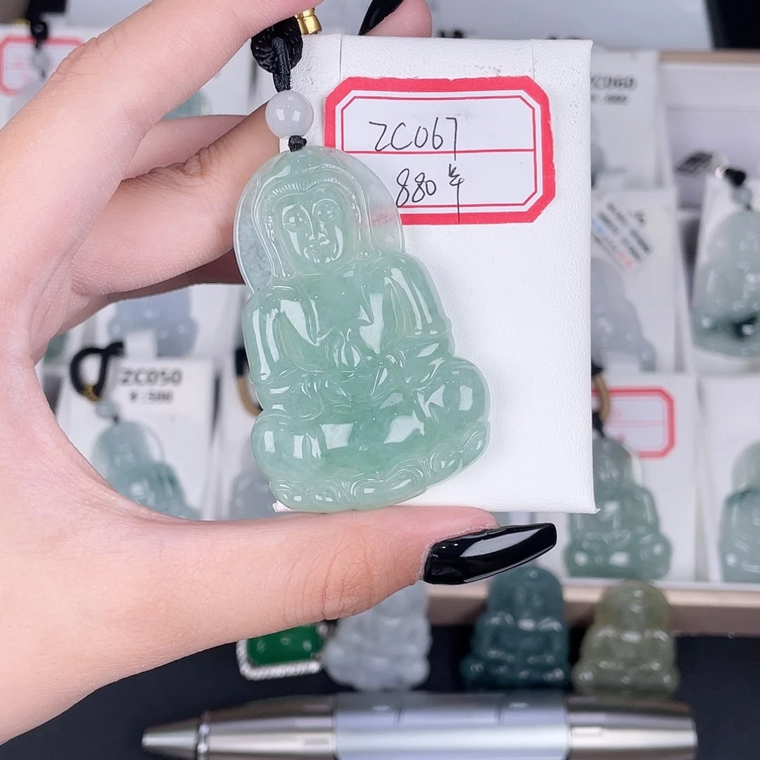 翡翠未镶嵌颈饰ZC067