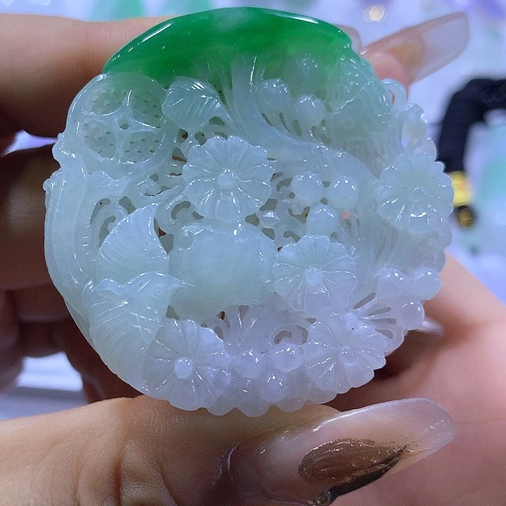 颈饰未镶嵌翡翠天然翡翠A货吊坠