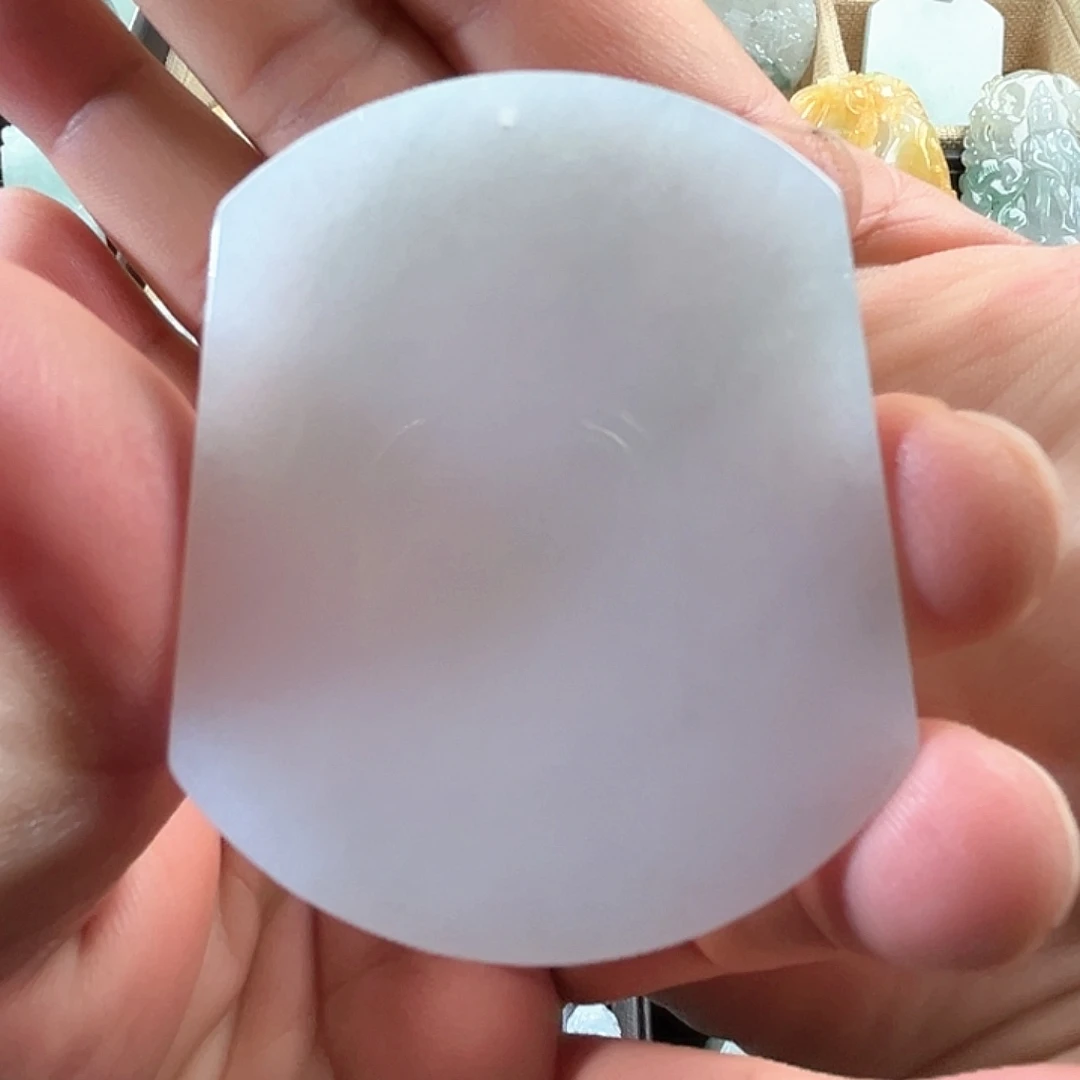 翡翠未镶嵌颈饰平安无事牌