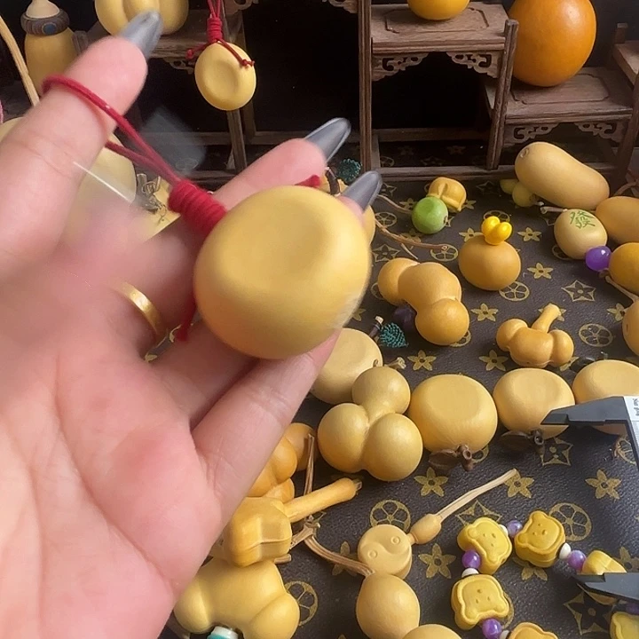 烁***烁没钱我还在车头啊个不