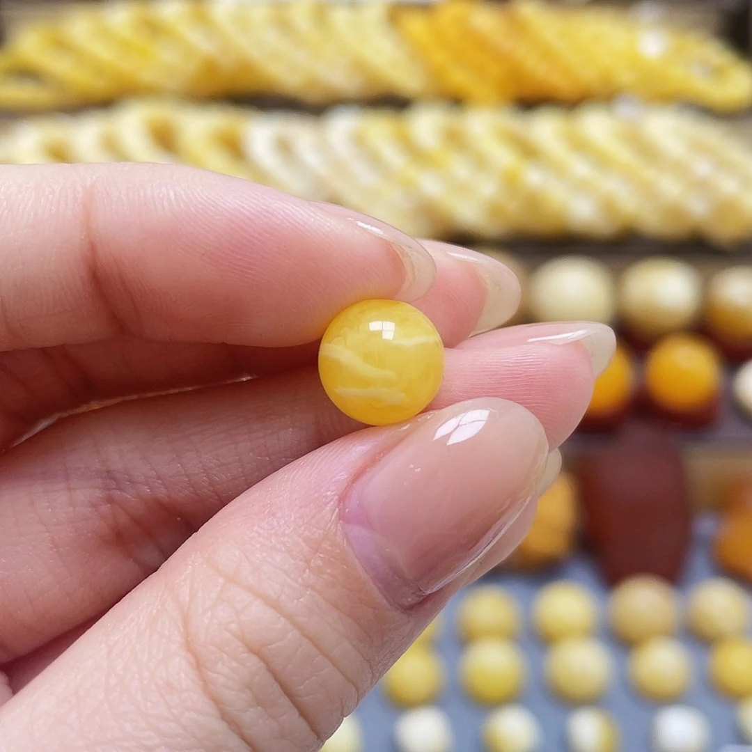 琥珀裸石未镶嵌蜜蜡圆珠9.9mm微瑕