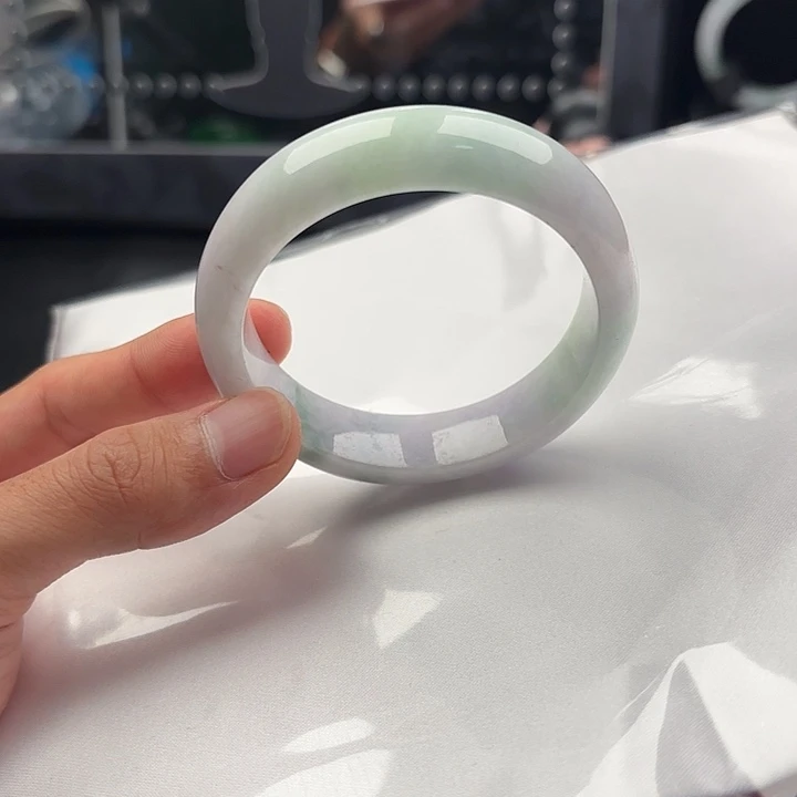 翡翠未镶嵌手镯5657x4 49