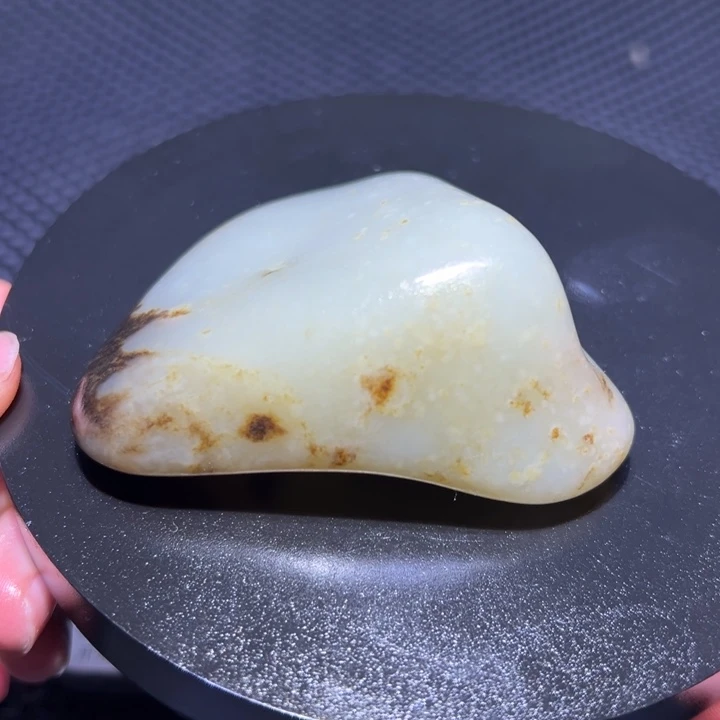 和田玉（子料）未镶嵌颈饰135克