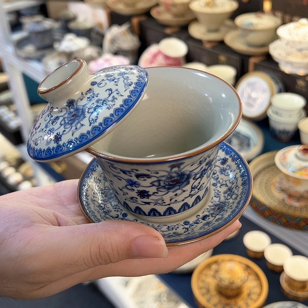 盖碗很漂亮，非常喜欢