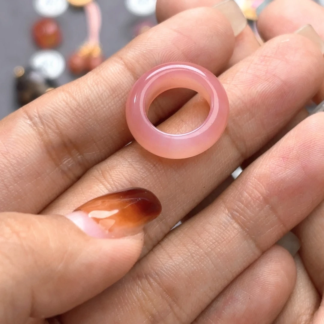 卿***u玛瑙/玉髓文玩配饰未镶嵌