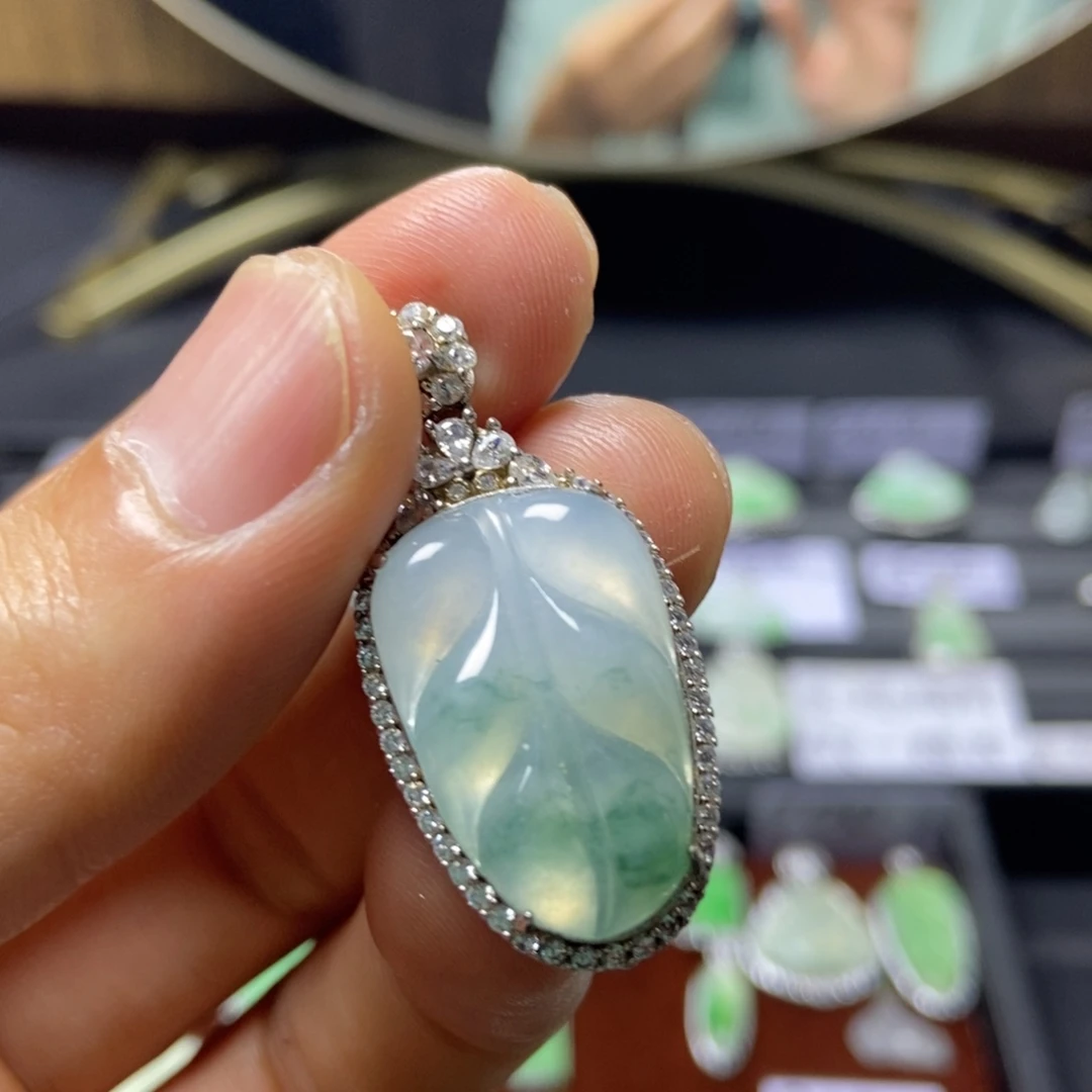 翡翠银S925镶嵌颈饰