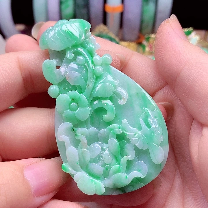 颈饰未镶嵌翡翠翡翠
