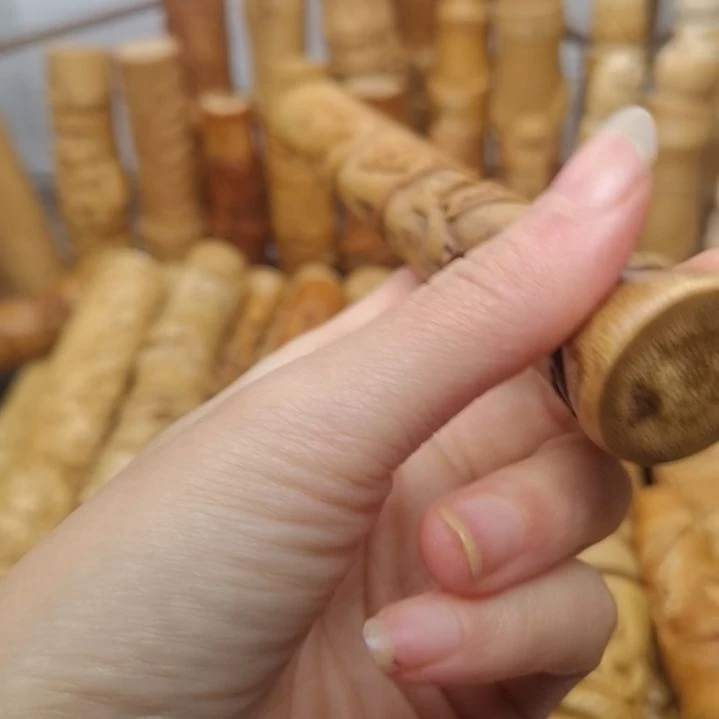 菊***叔竹黄皮料子浮雕天道酬勤