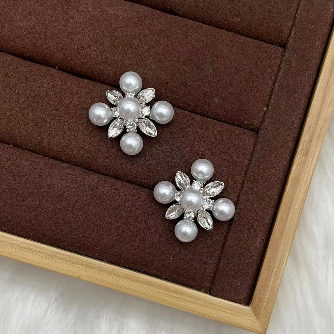 合金仿珍珠耳饰 花笙（HS521） 百搭女精致耳钉经典小众时尚耳饰