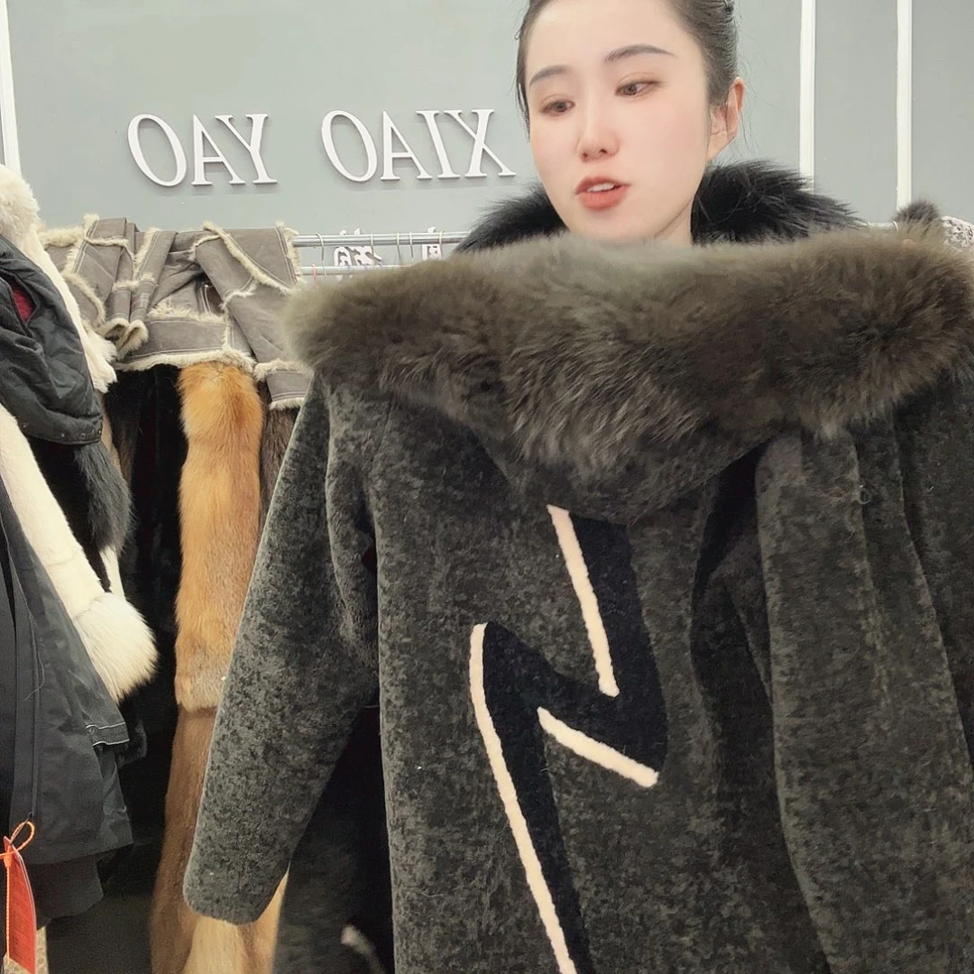 姚小妖家高端皮草