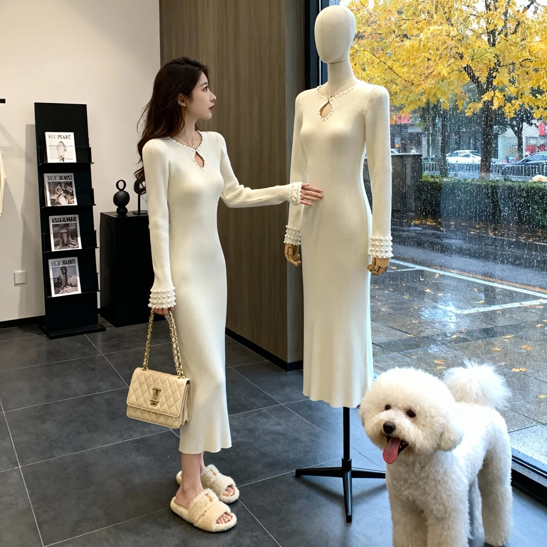 韩国秋冬OL小心机打底长裙高级气质优雅风水滴领针织毛衣连衣裙女