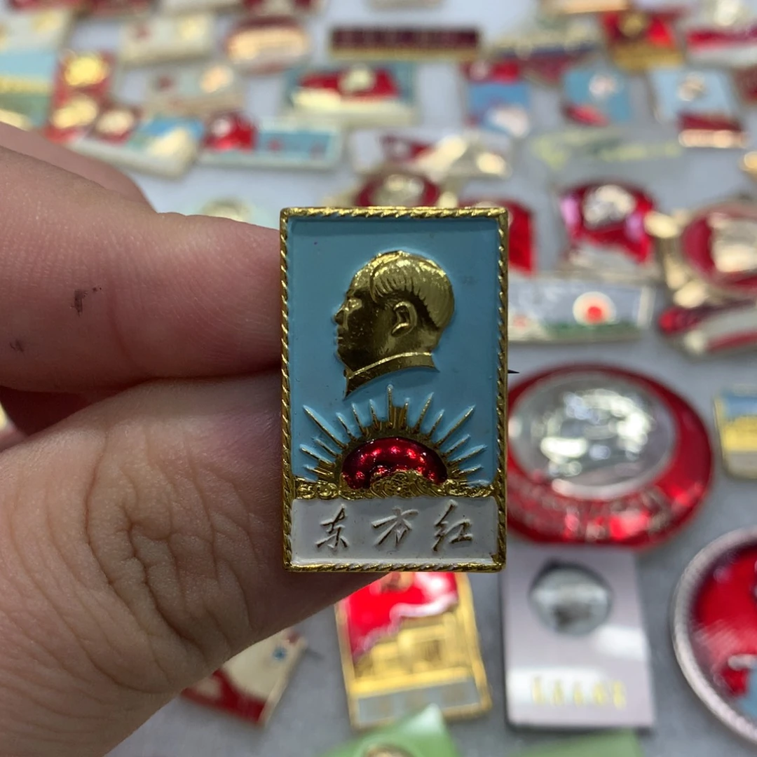 铝武****哥红章东方红油彩……