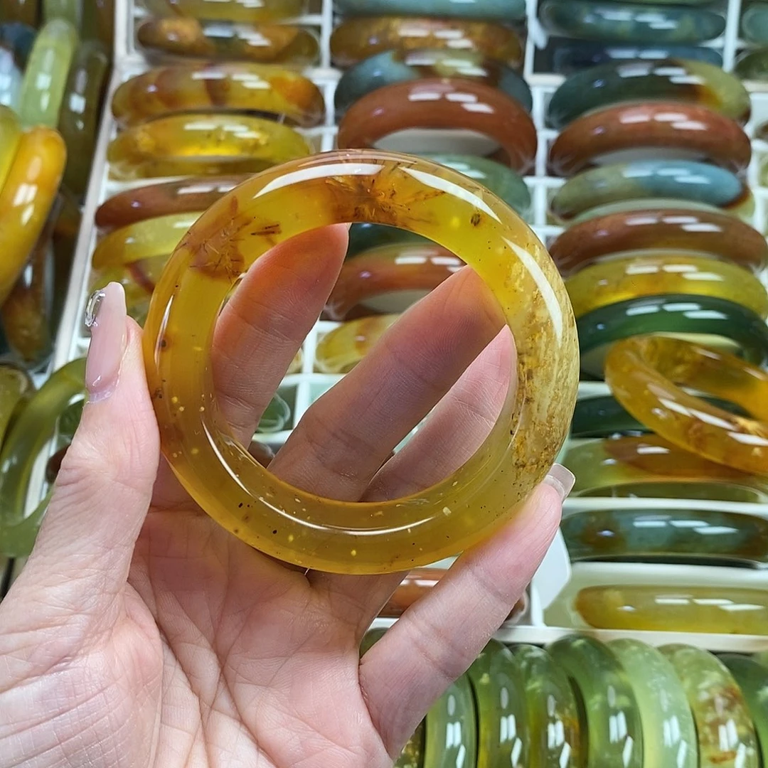 未镶嵌蛇纹石玉手镯小****了