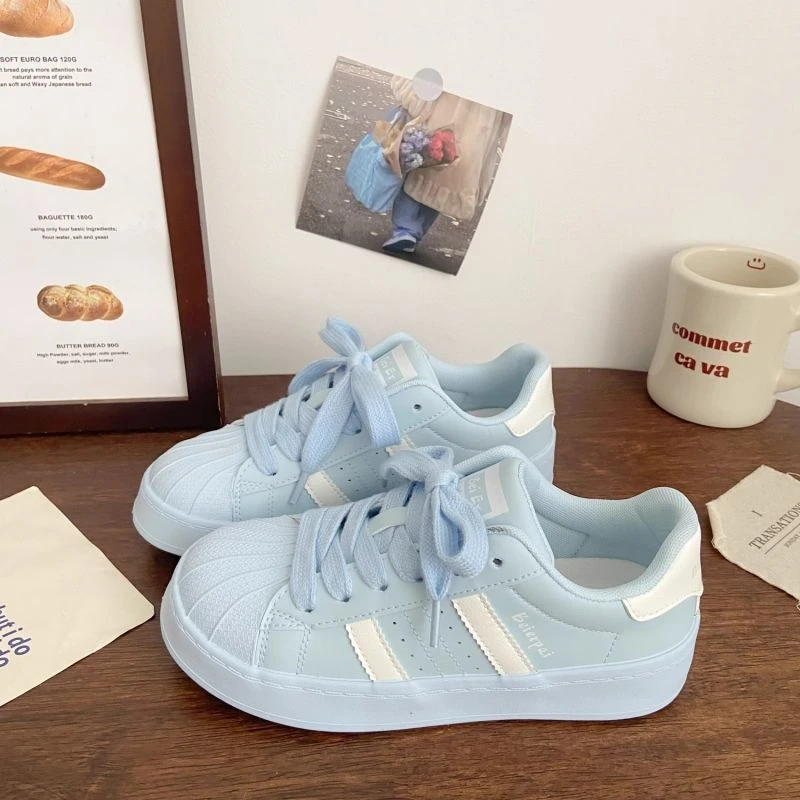 蓝色厚底板女鞋贝壳头新款chic小众韩版低帮百搭运动板鞋ins平底