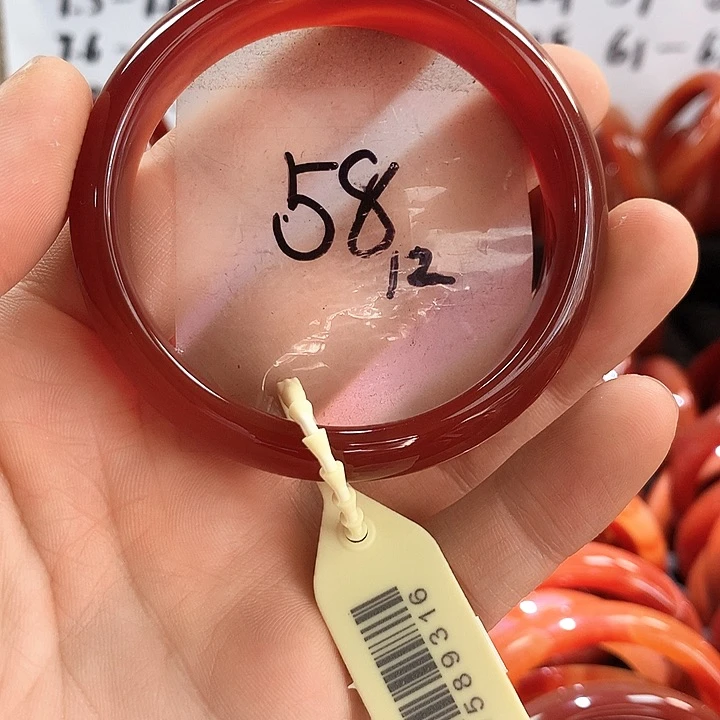 手镯玛瑙/玉髓未镶嵌