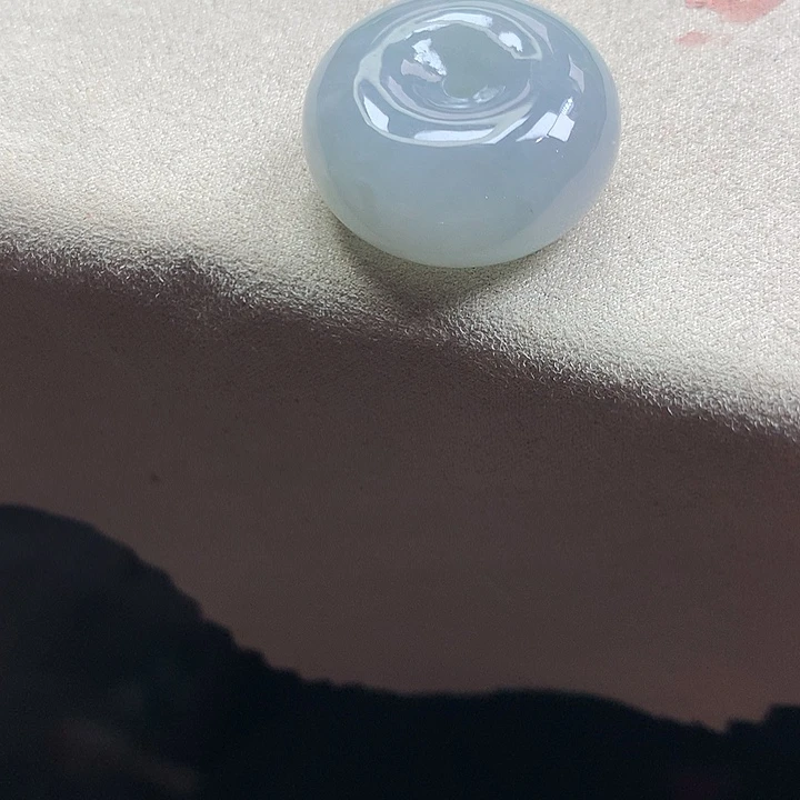 翡翠颈饰未镶嵌吊坠