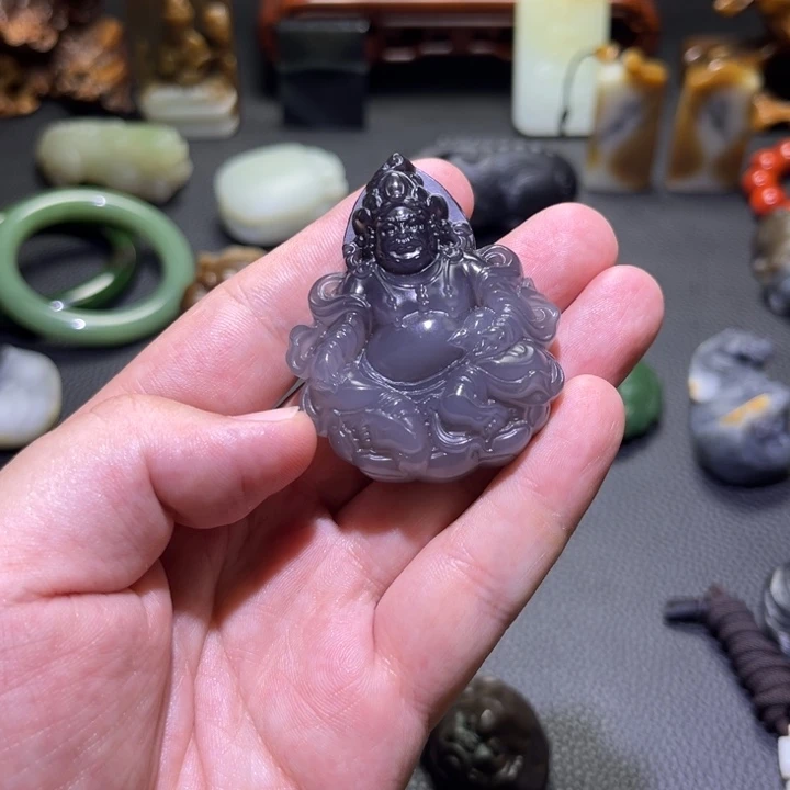 追***远和田玉未镶嵌颈饰