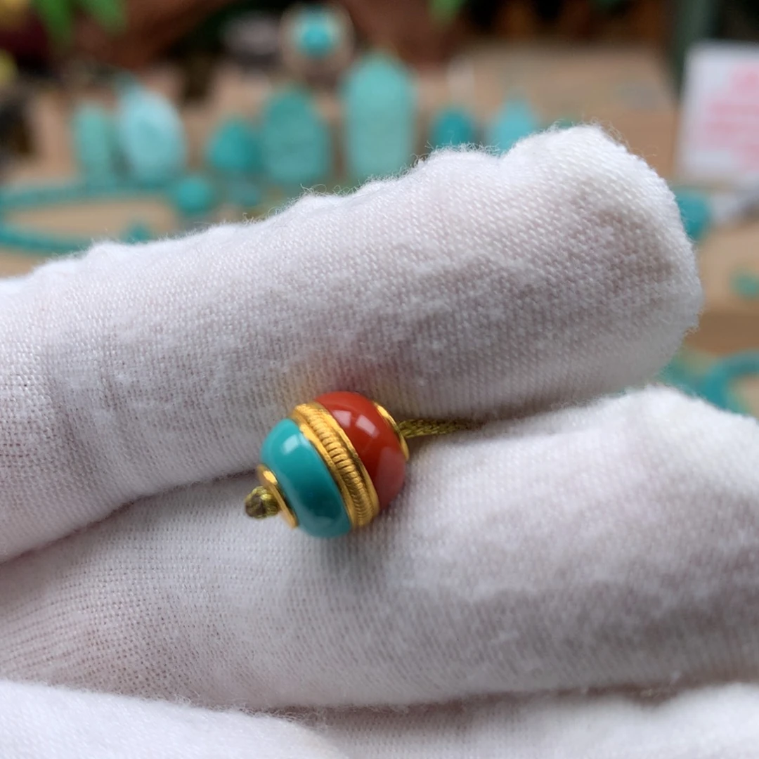 绿松石珠宝奇石18K金镶嵌