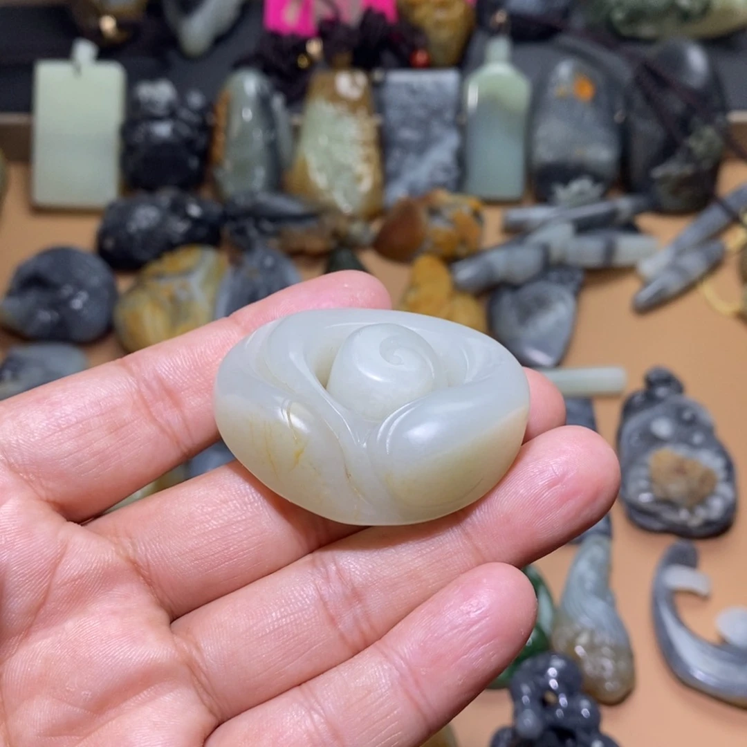 未镶嵌和田玉把件丹**饰