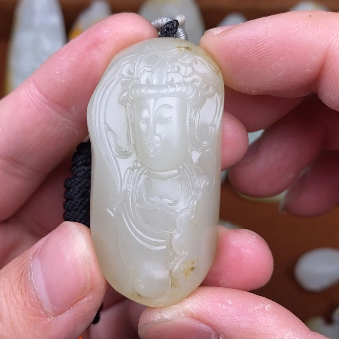 和田玉颈饰未镶嵌