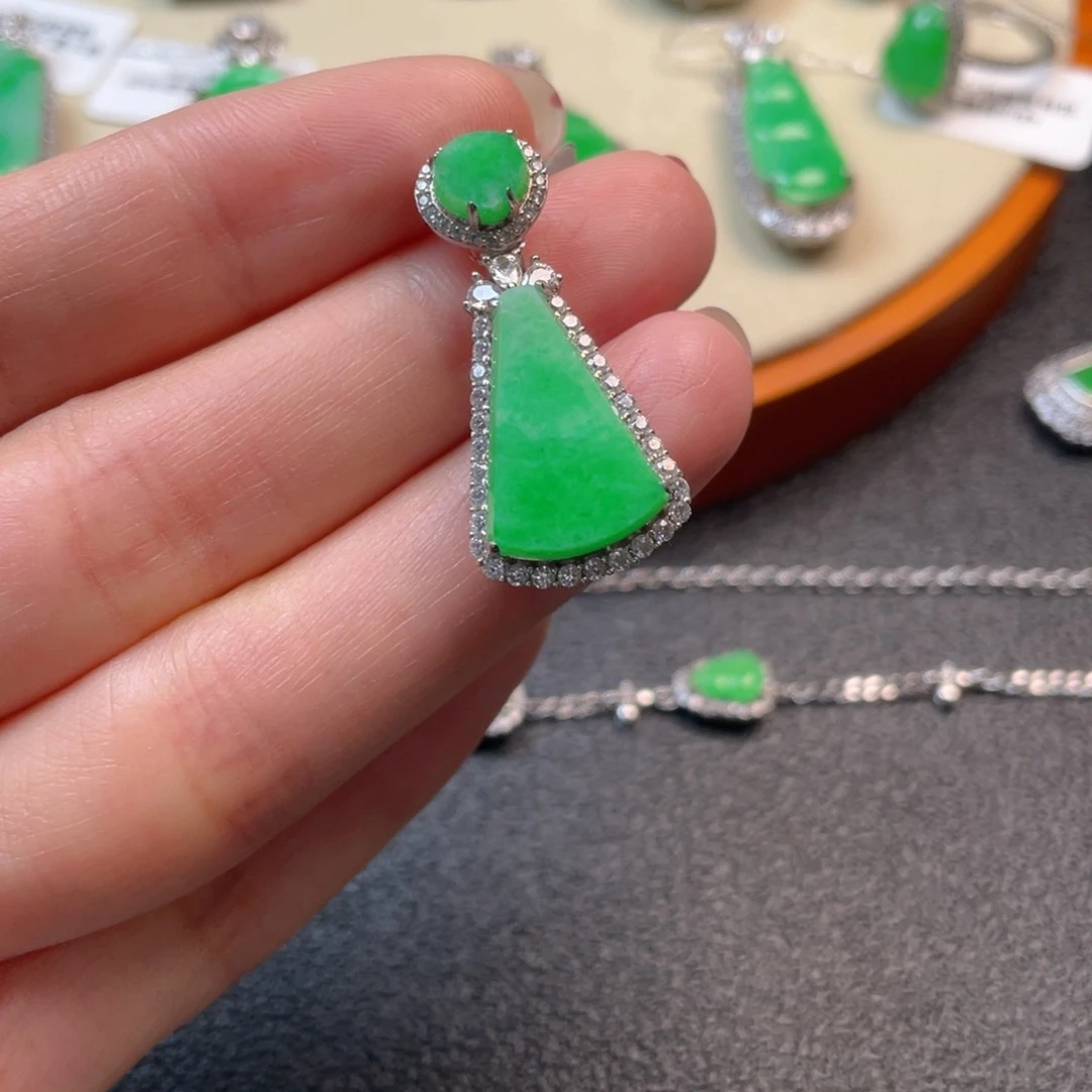 翡翠吊坠(不含链)银S925镶嵌