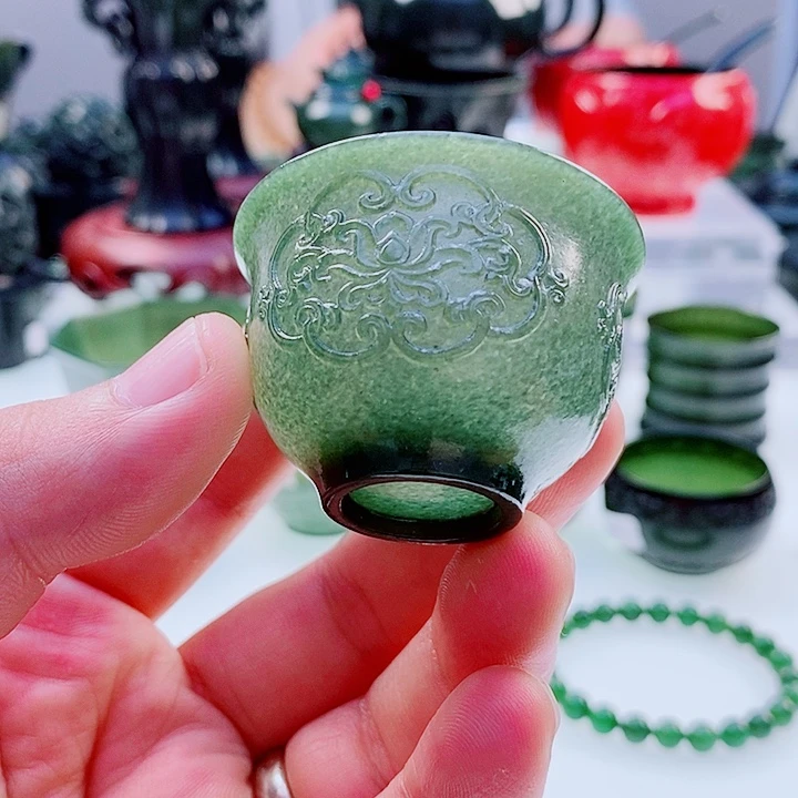 未镶嵌和田玉（青玉）把件