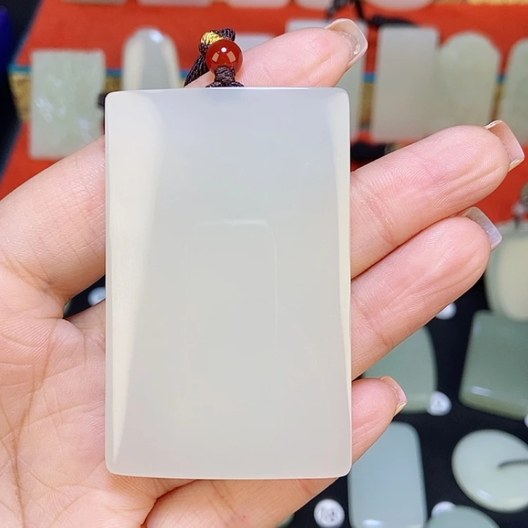 【闪购商品】颈饰未镶嵌和田玉