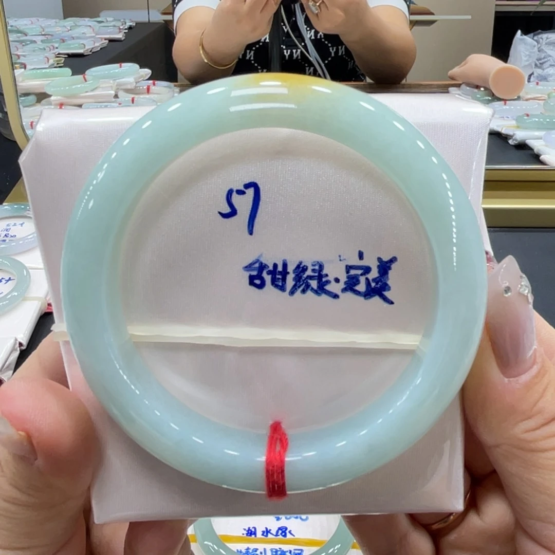 未镶嵌手镯翡翠翡翠