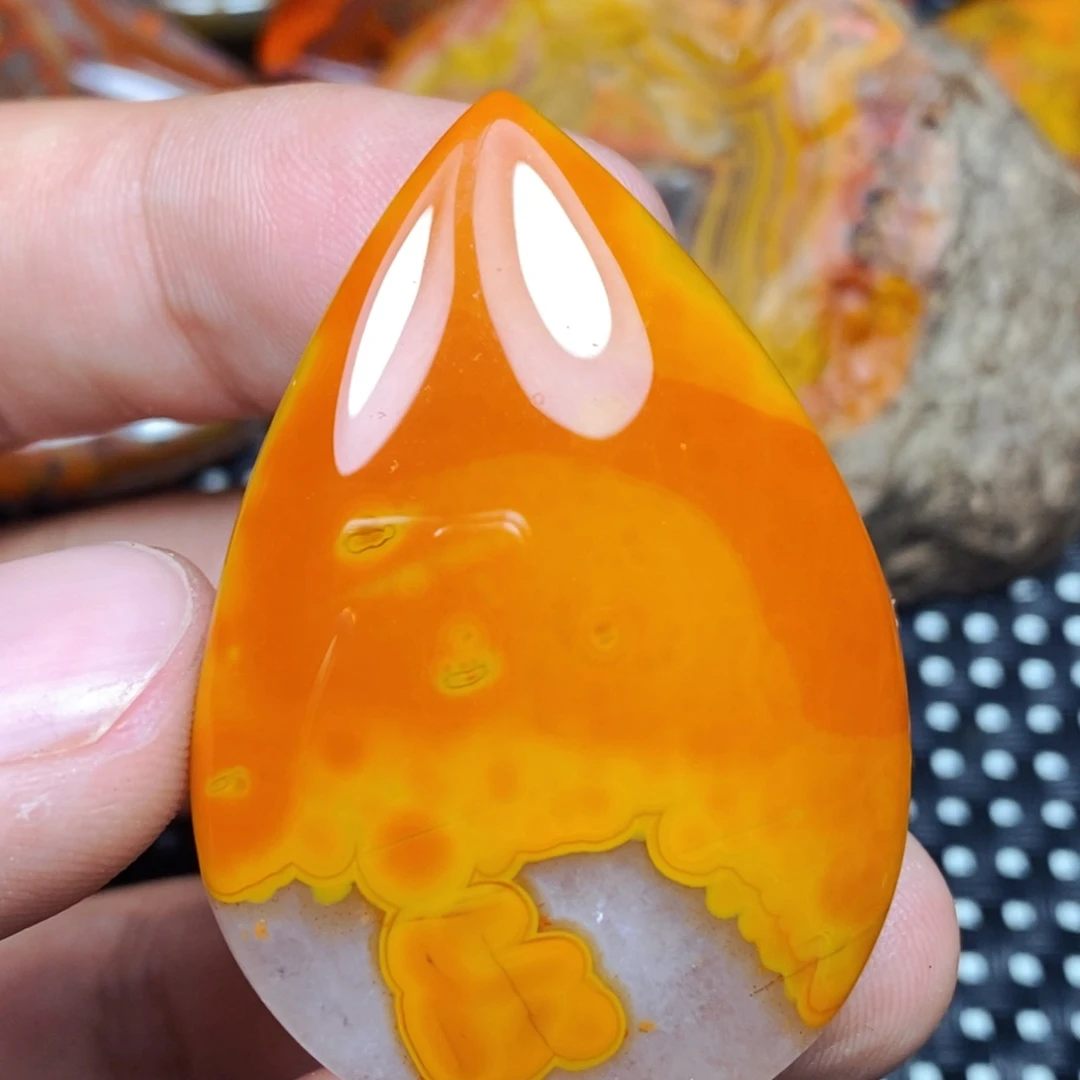 未镶嵌颈饰玛瑙/玉髓逗***频