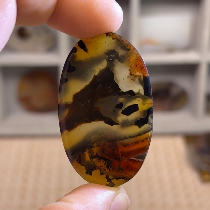 玛瑙/玉髓颈饰未镶嵌