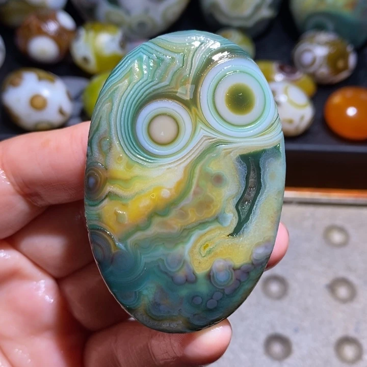 未镶嵌玛瑙/玉髓珠宝半成品18