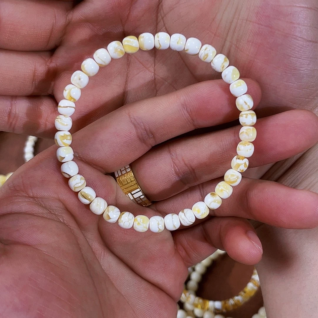 a***s琥珀未镶嵌手链漆白金线5.5m