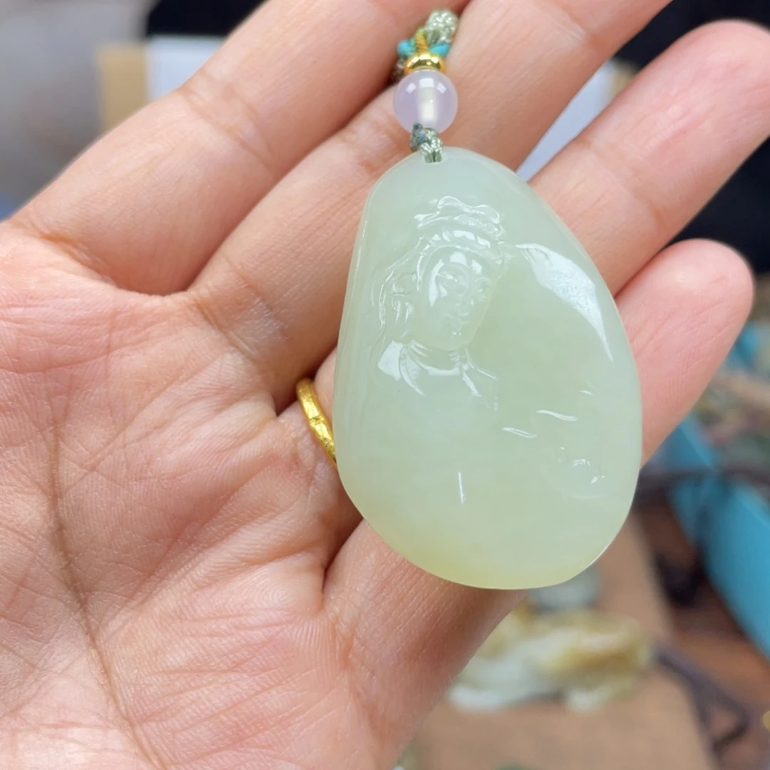 和田玉颈饰未镶嵌