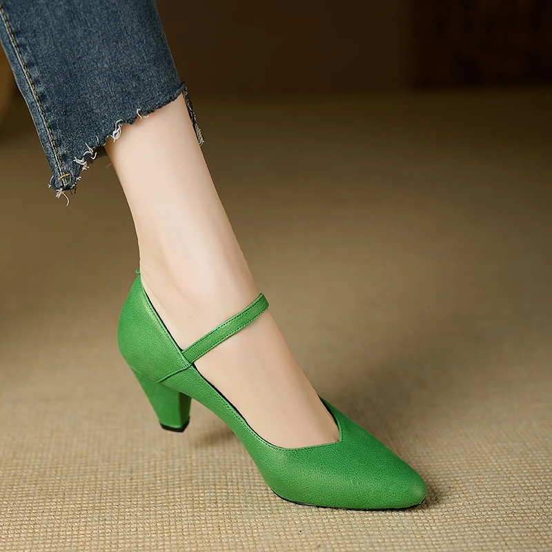 百搭小众鞋子7cm~绿色高跟鞋真皮一字带单鞋锥形跟粗跟玛丽珍鞋