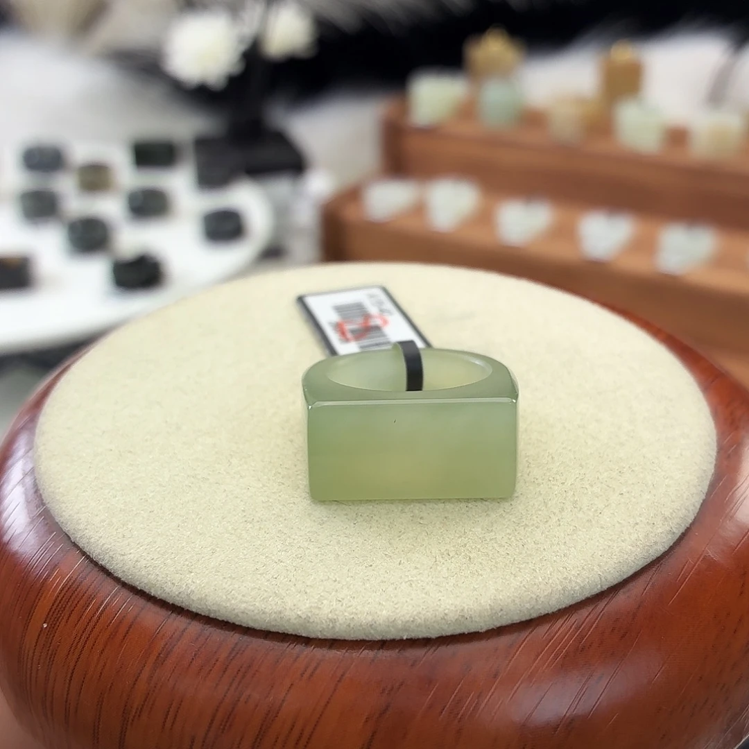 和田玉未镶嵌戒指i6青提马鞍17.0mm