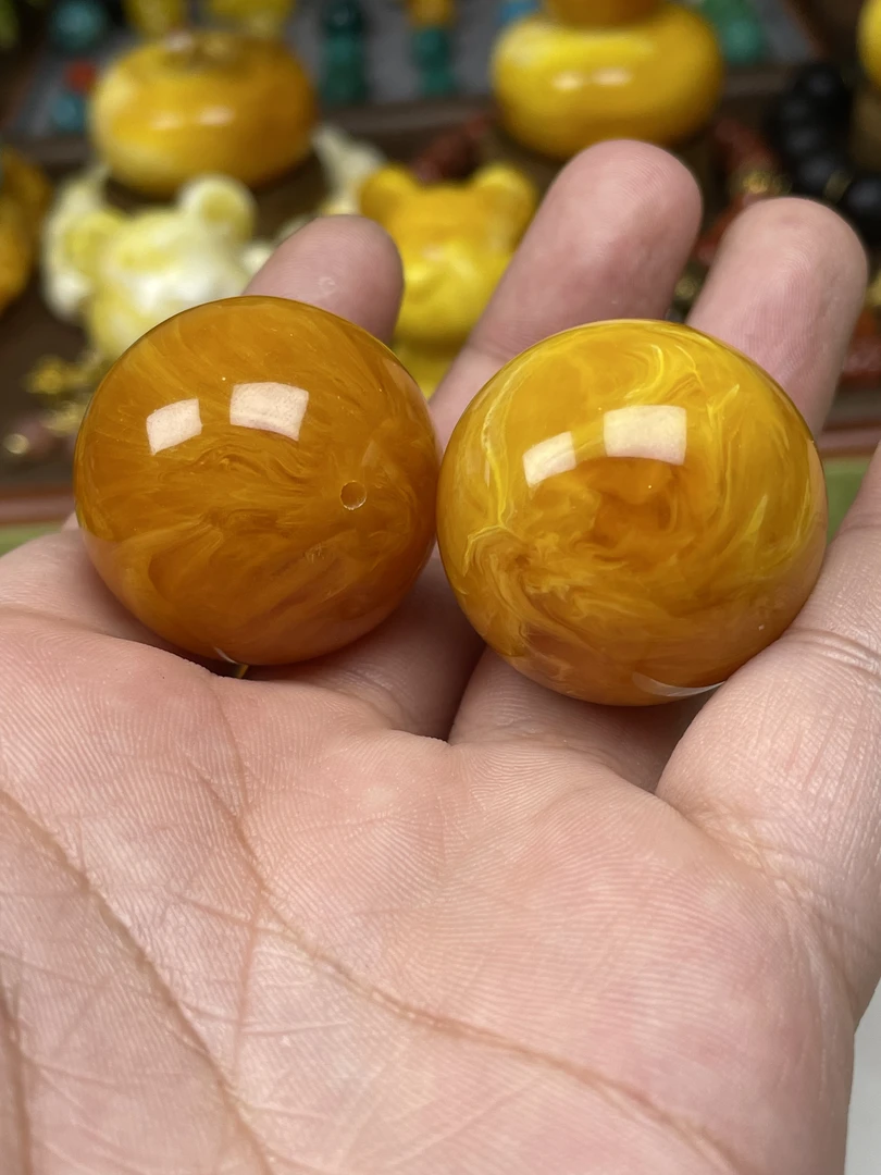 25MM藏红圆珠1颗