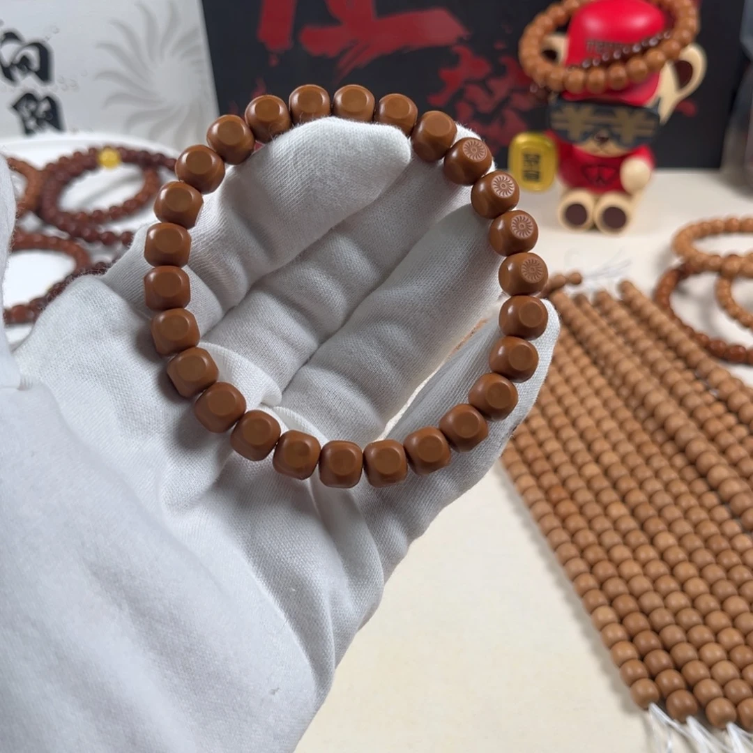 再***儿手串猴头核桃8.8纯手工六方四颗暗标