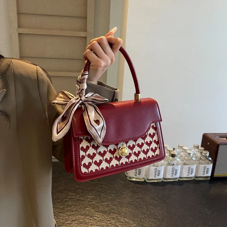 婚包2024高级感小包包女包秋冬新款潮伴娘包手提包红色结婚新娘包