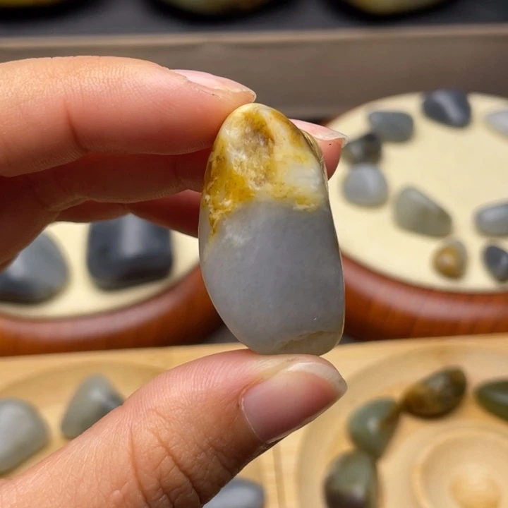 和田玉未镶嵌颈饰8