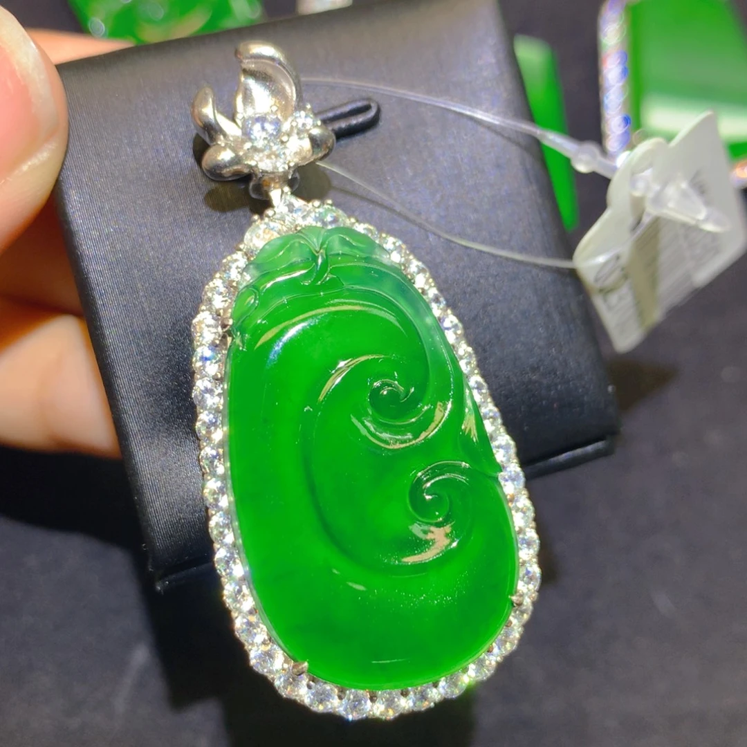 翡翠银S925镶嵌颈饰