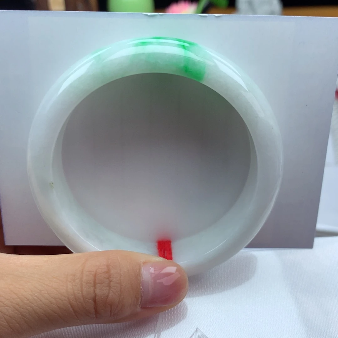 翡翠手镯未镶嵌纯天然09