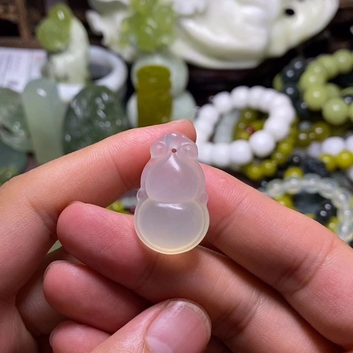 岫玉未镶嵌岫玉挂件
