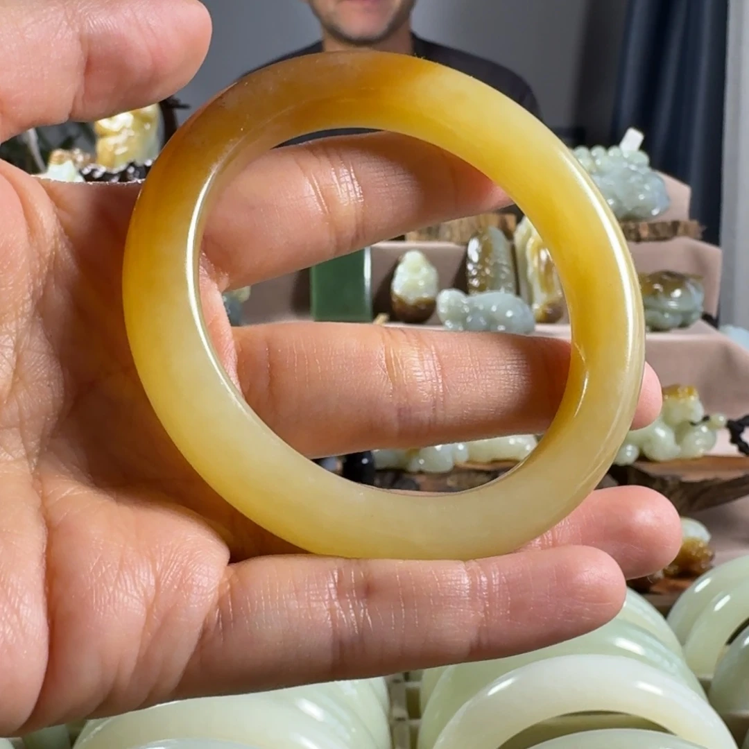 和田玉（糖玉）未镶嵌手链