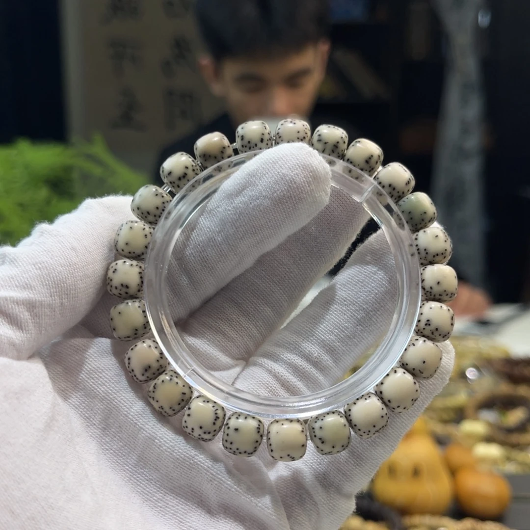 星月菩提手串瓷白A13