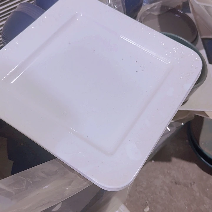 瓷浮雕款  四方盘 2 个
