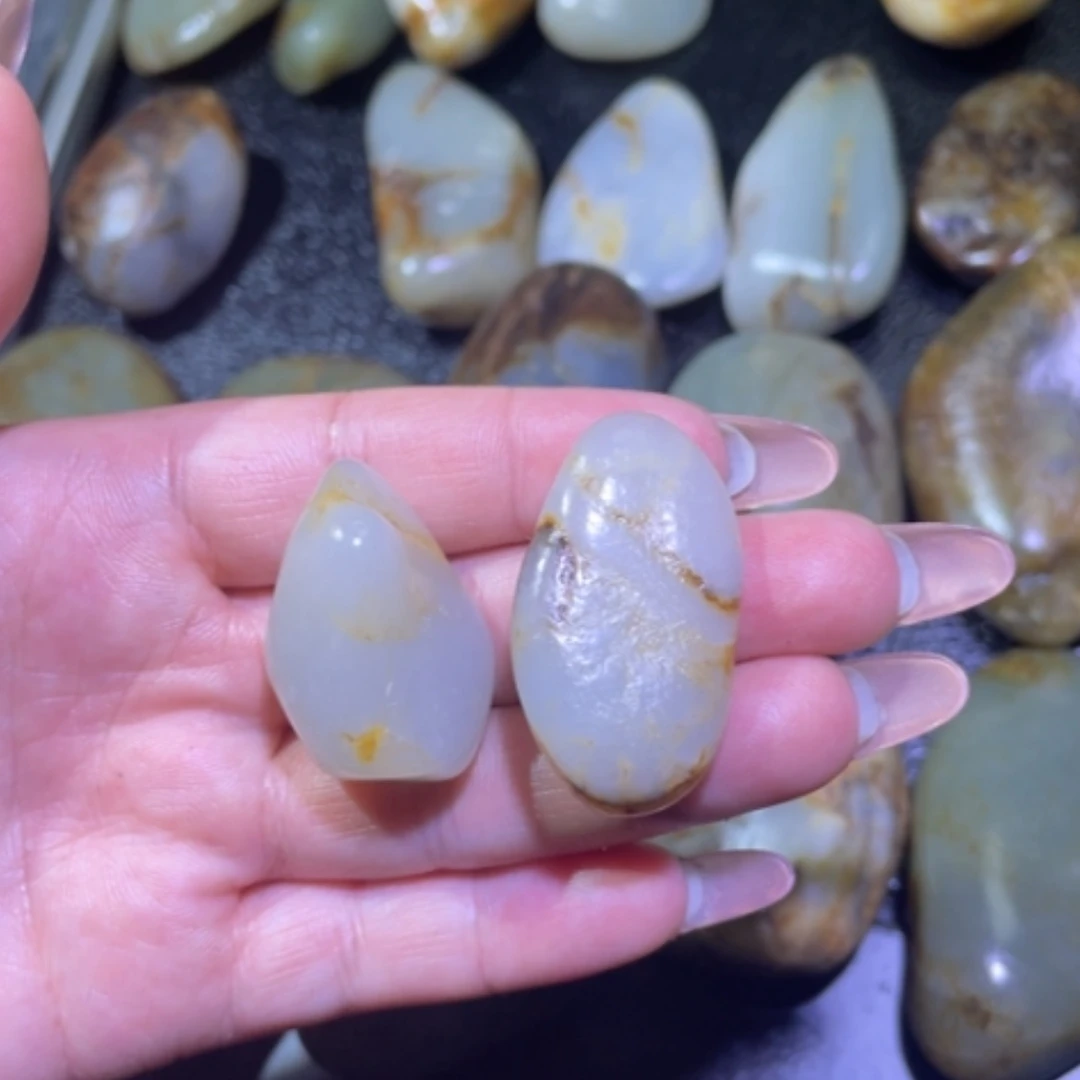 【闪购商品】和田玉颈饰未镶嵌阿**?